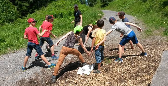 Kinder am Spielen